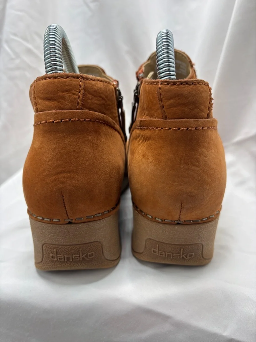 Dansko Charlene Nubuck Ankle Boots Comfort Shoes Side Zip Wedge Heel 37 6.5 7